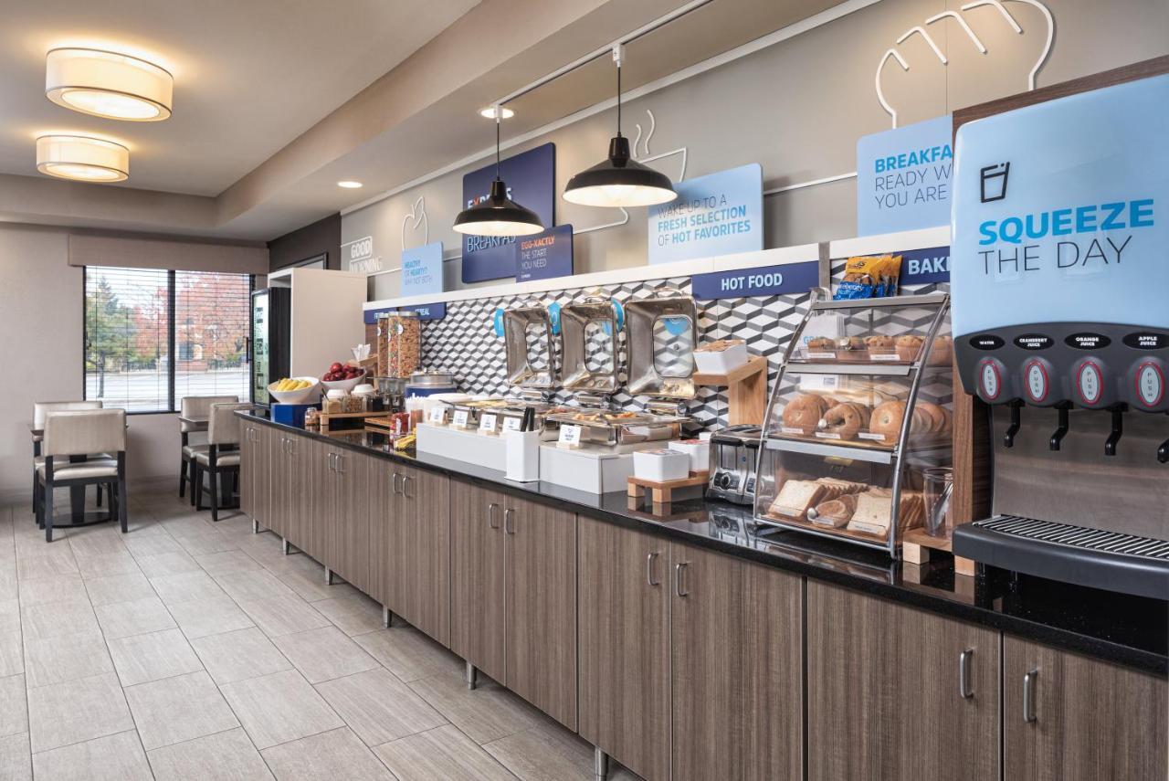 Holiday Inn Express Hotel & Suites Minneapolis - Minnetonka By Ihg Extérieur photo